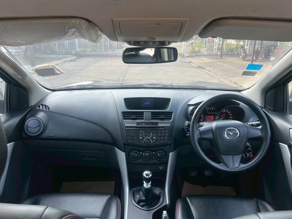 2012 Mazda BT-Series II 2