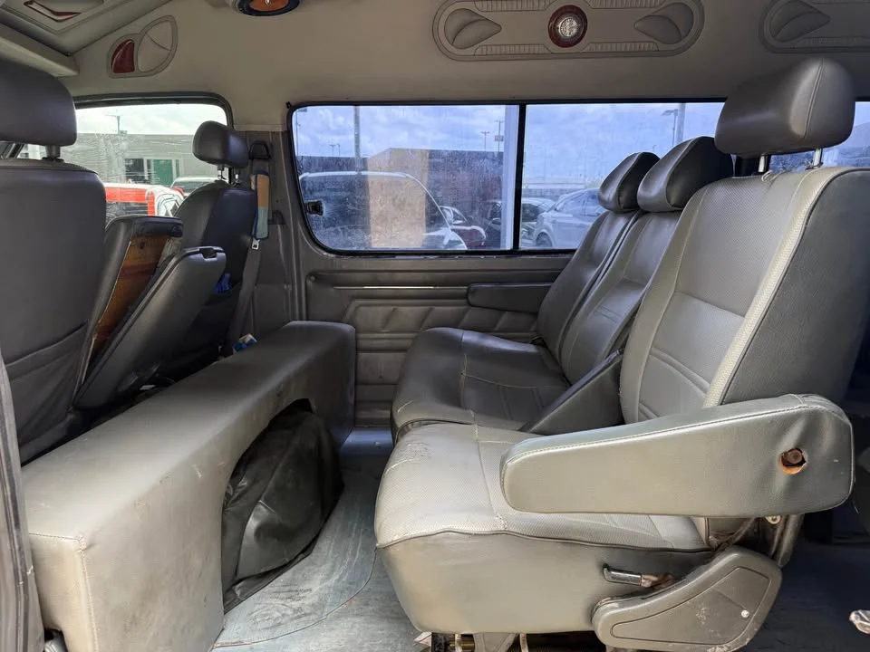 2001 Toyota Commuter IV (H100) 3