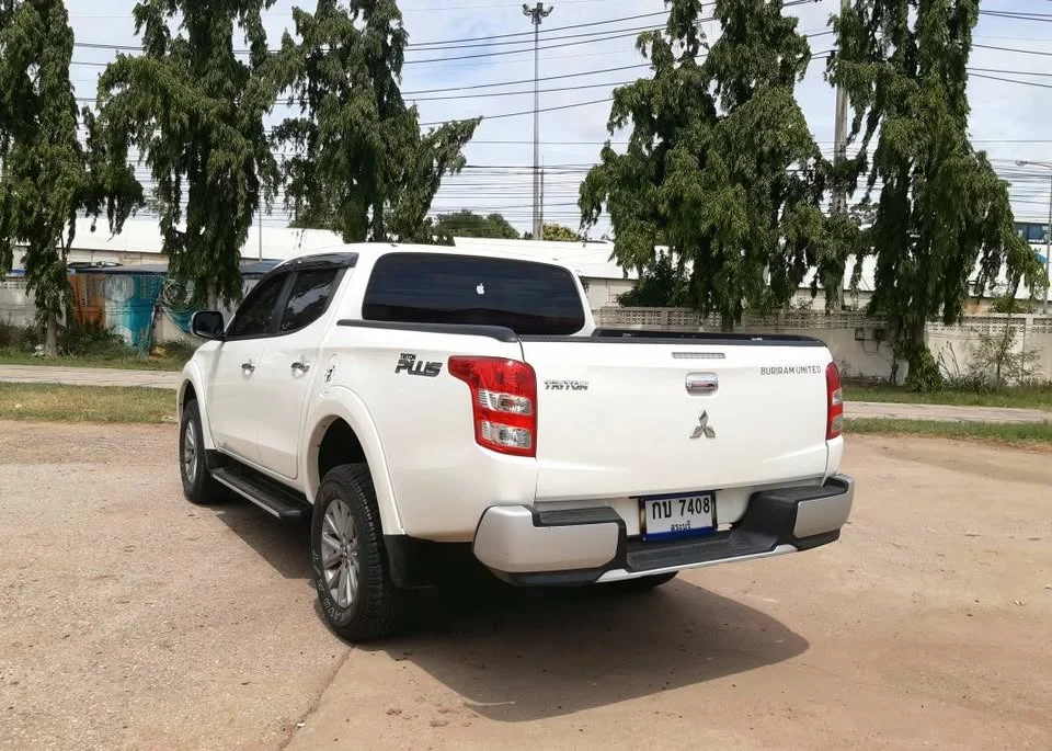 2016 Mitsubishi Triton V 2