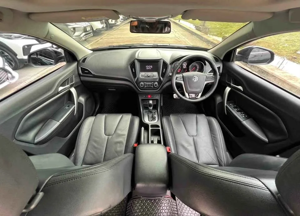2017 MG 5 I  3