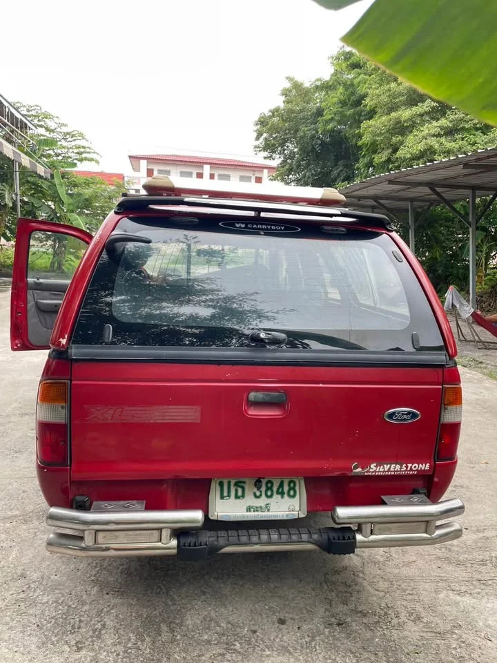 2003 Mazda 2500 Fighter V 2