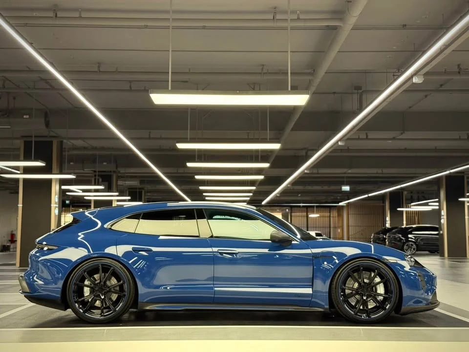 2022 Porsche Taycan 9J1 3
