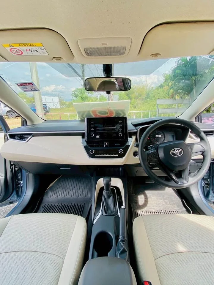 2019 Toyota Corolla Altis XII (E210) 3
