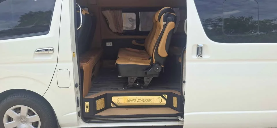 2015 Toyota Commuter V (H200) 2