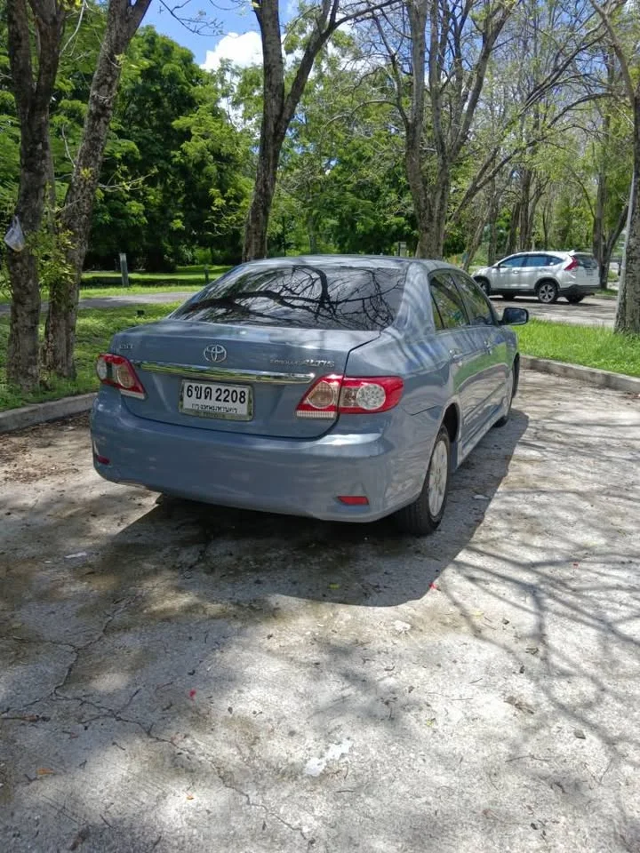 2012 Toyota Corolla Altis X (E140) 2
