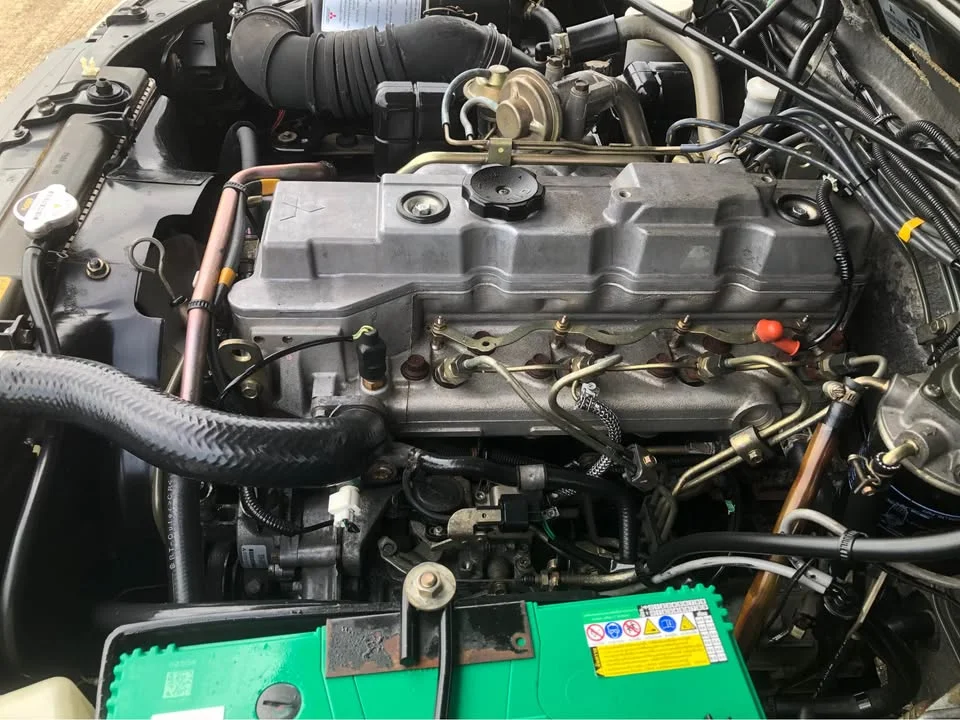 2005 Mitsubishi Strada III 2