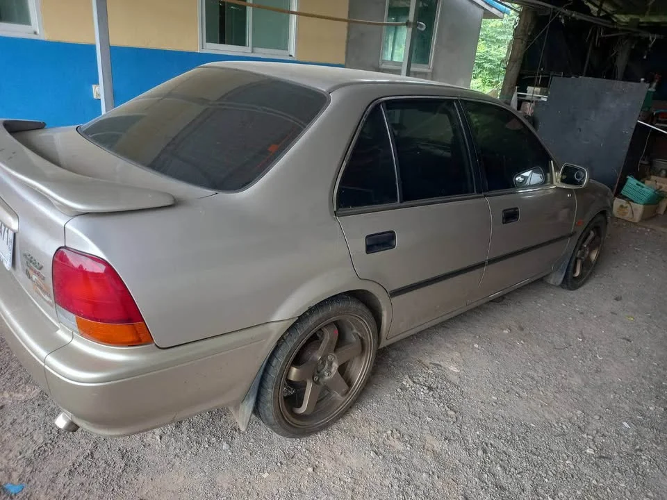 1998 Honda City III 2