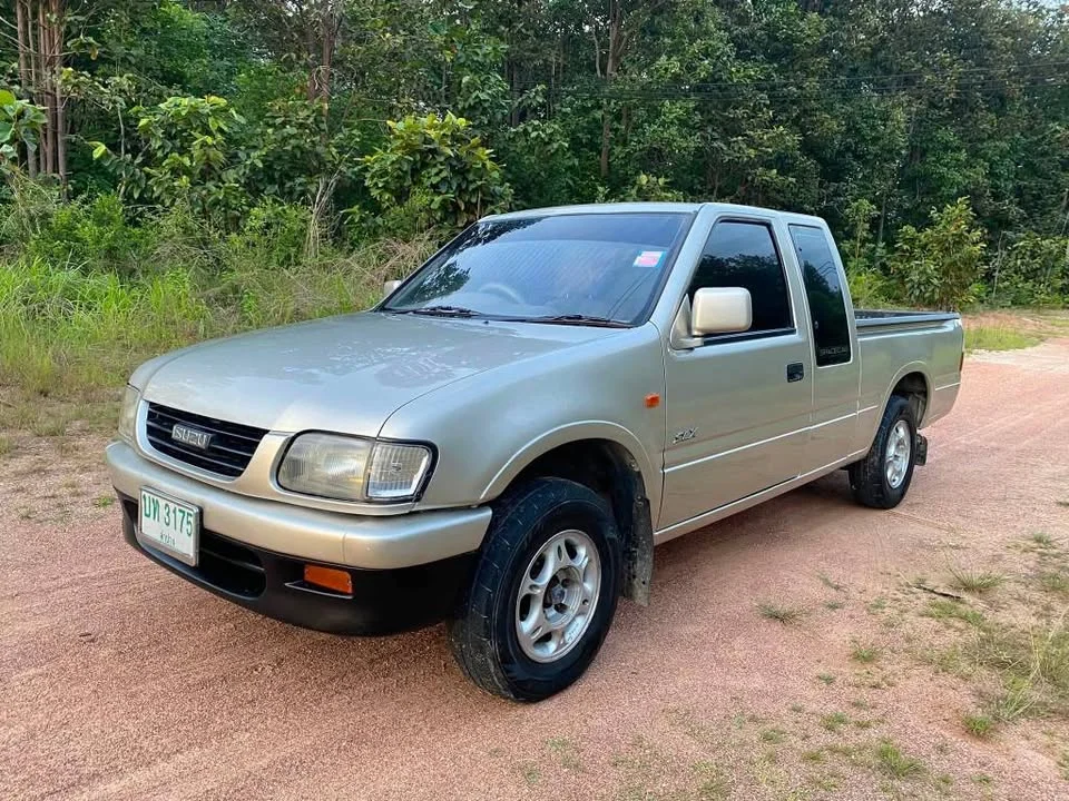 1997 Isuzu Faster Dragon Eyes III 2