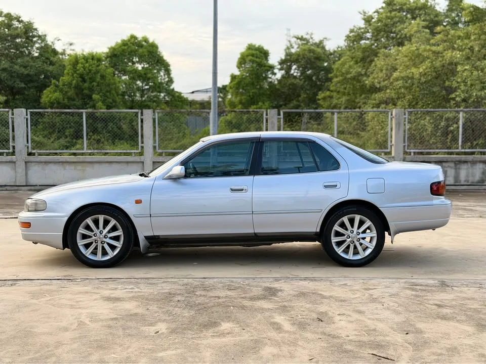1996 Toyota Camry III (XV10) 3