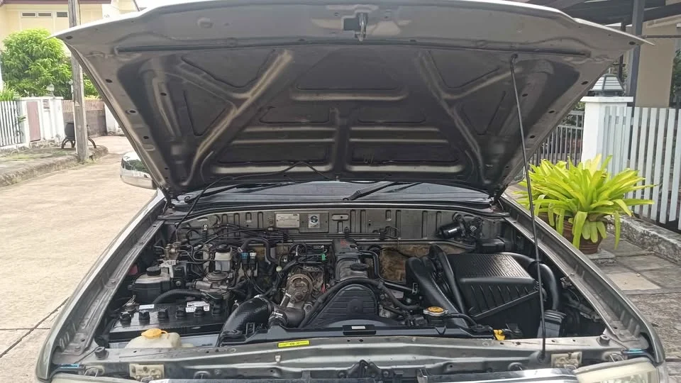 2003 Ford Everest I 3