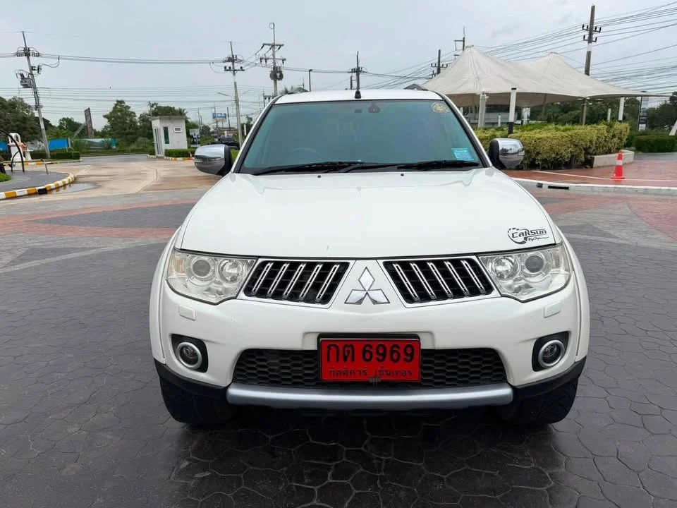 2012 Mitsubishi Pajero Sport II 3