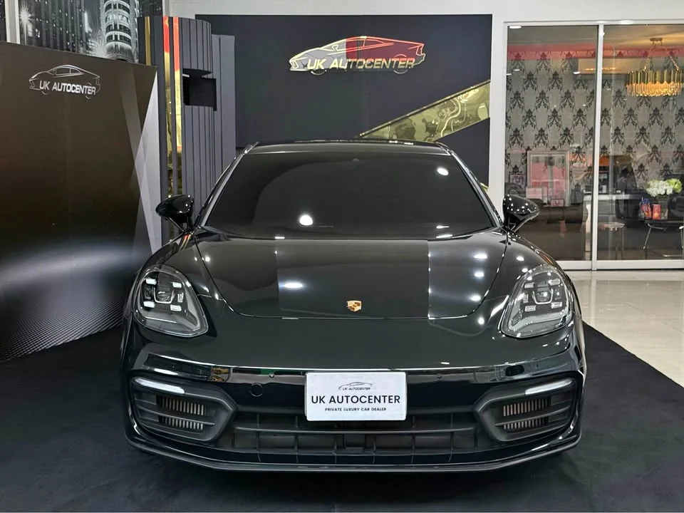 2022 Porsche Panamera II 2
