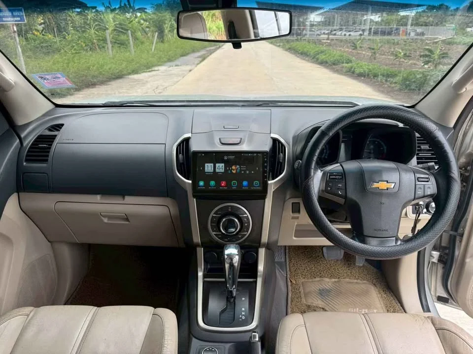 2013 Chevrolet TrailBlazer II 2
