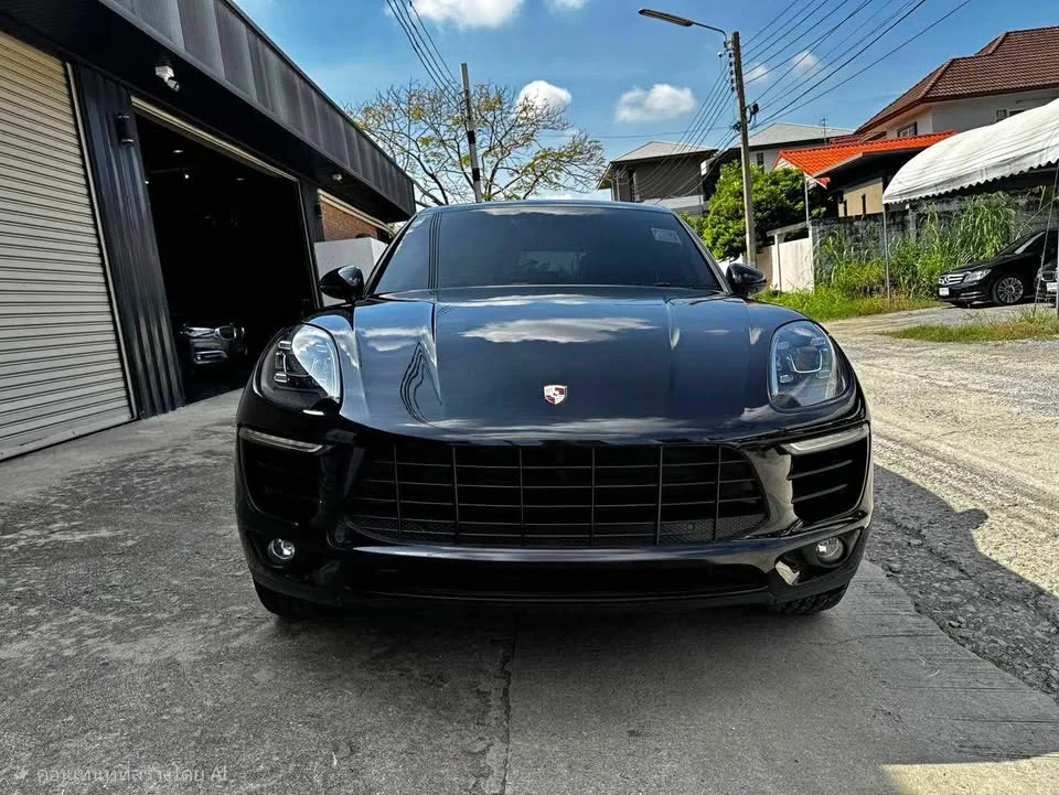 2015 Porsche Macan I 2
