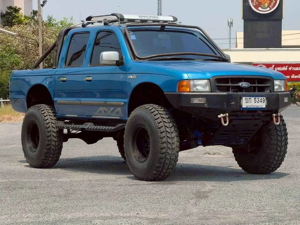 2000 Ford Ranger I 3