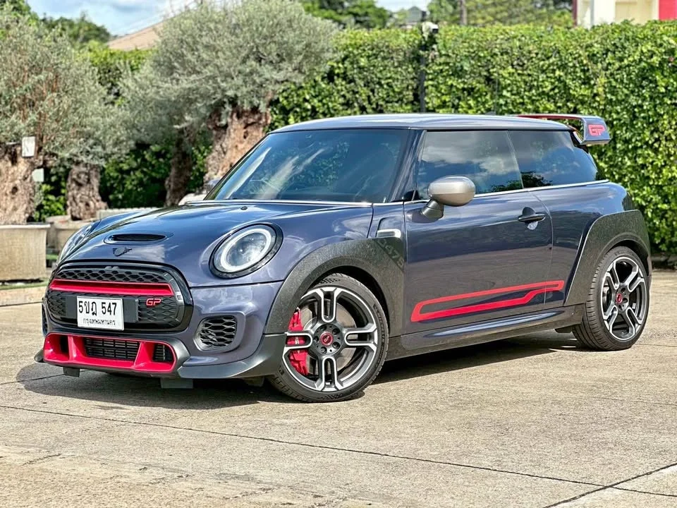 2020 Mini Hatch  III 2