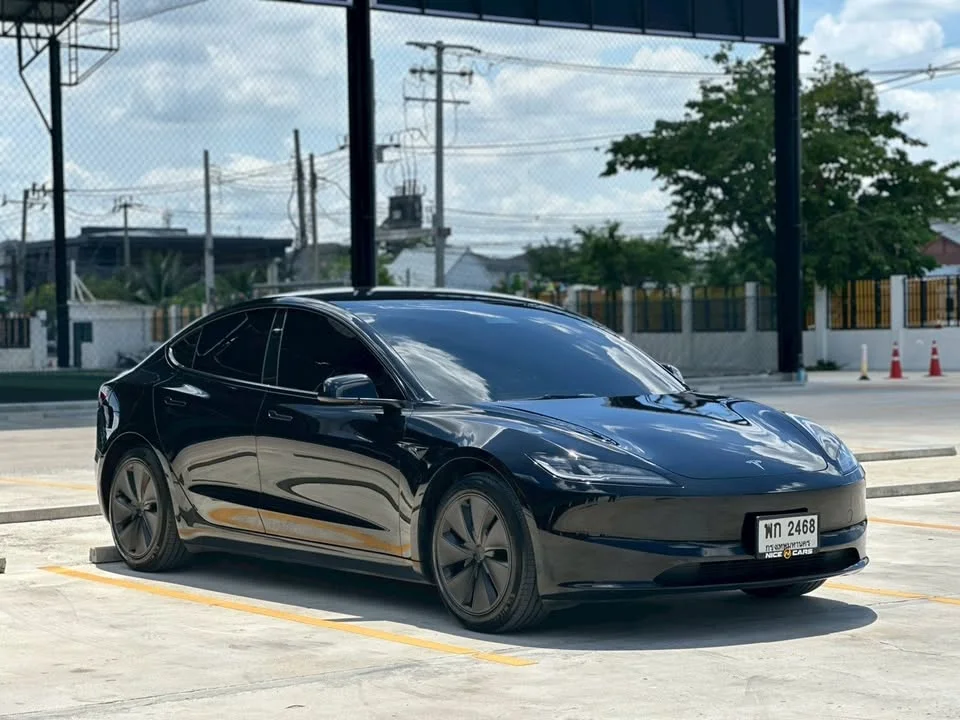 2024 Tesla Model 3 3