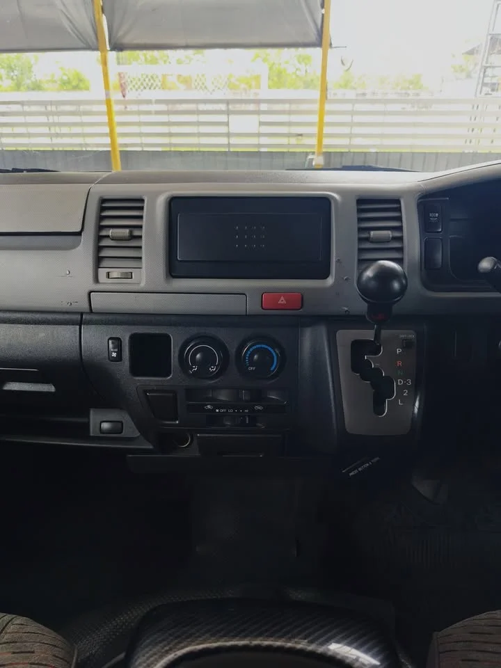 2007 Toyota Commuter V (H200) 3