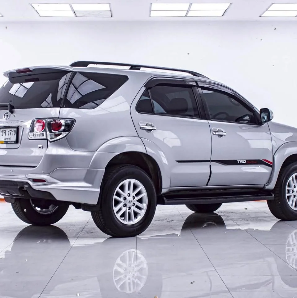 2015 Toyota Fortuner I 3