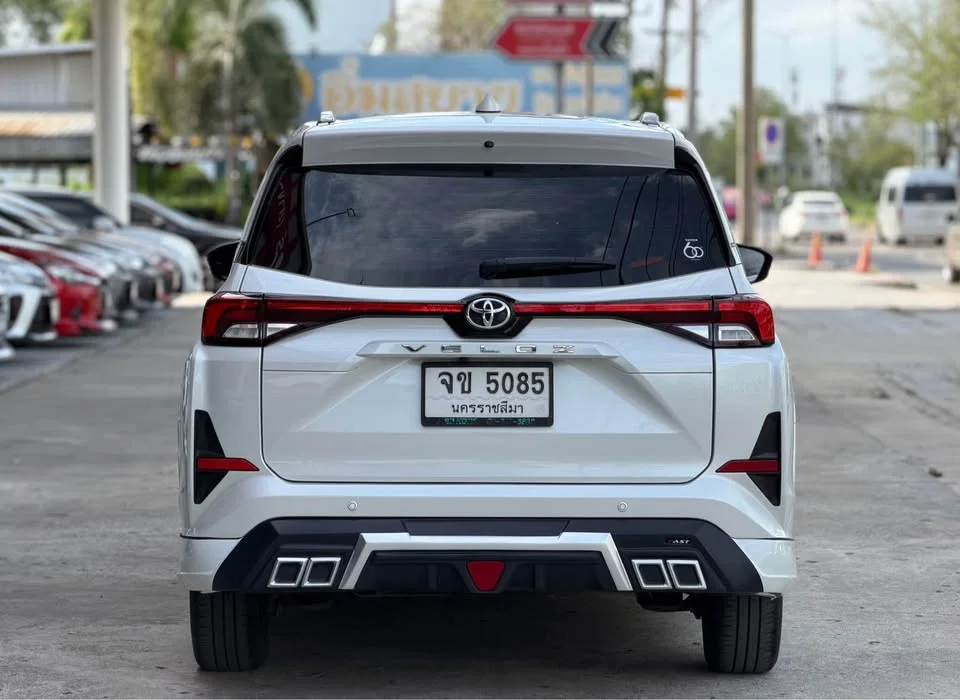 2022 Toyota Veloz III 2
