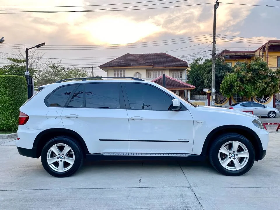 2011 BMW X5 E70 2