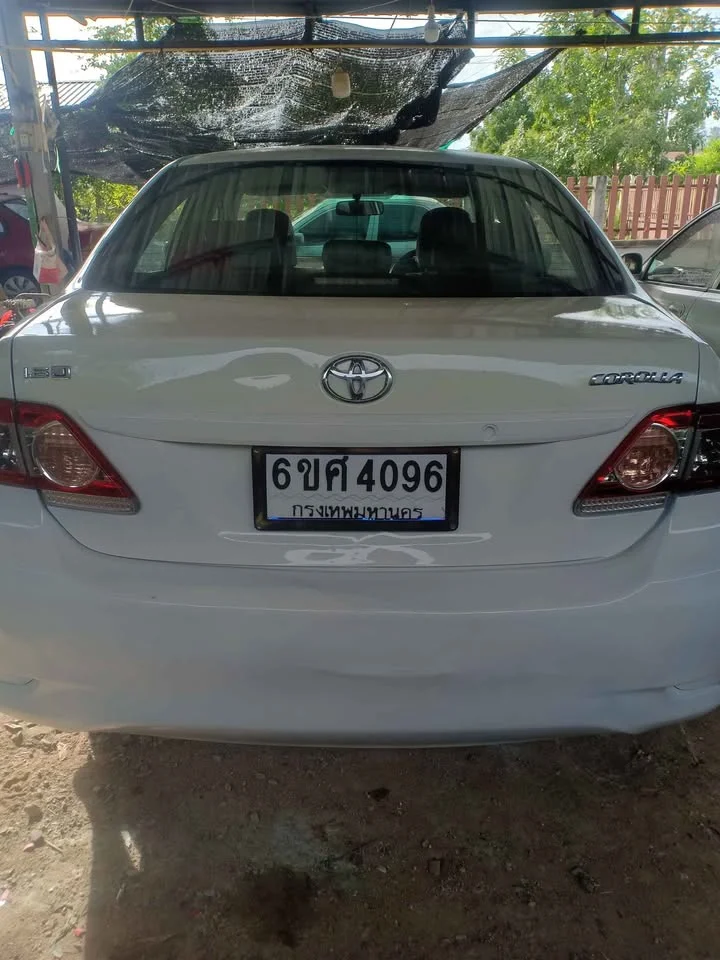 2013 Toyota Corolla Altis X (E140) 3