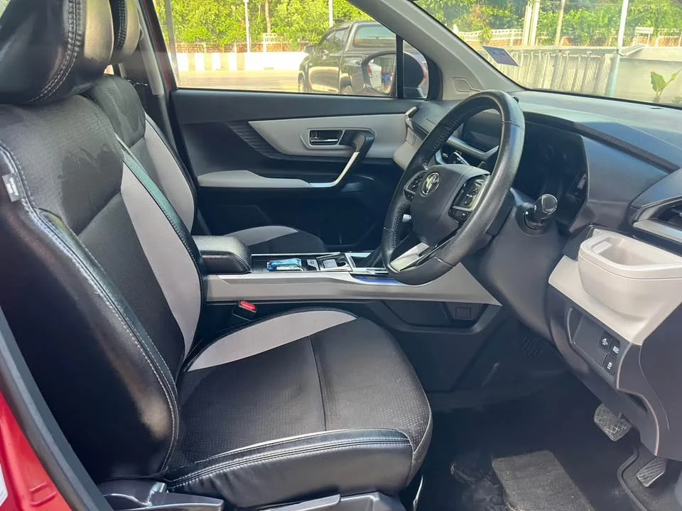 2023 Toyota Veloz III 3