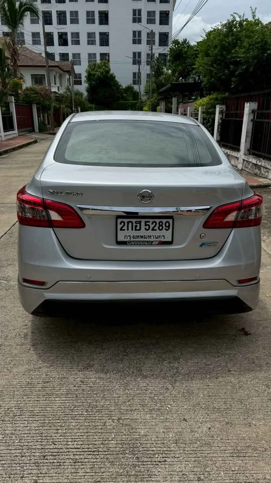 2013 Nissan Sylphy III (B17) 2