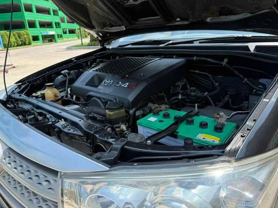 2009 Toyota Fortuner I 3
