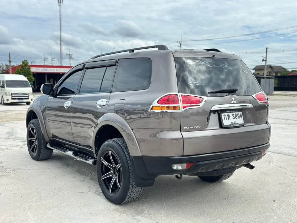 2013 Mitsubishi Pajero Sport II 3