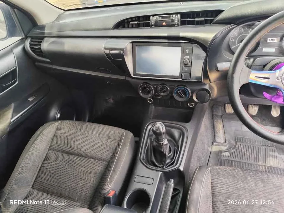 2020 Toyota Hilux VIII 3
