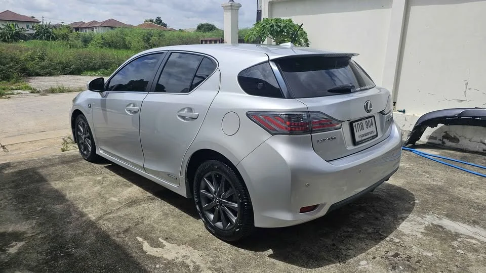 2012 Lexus CT A10 2