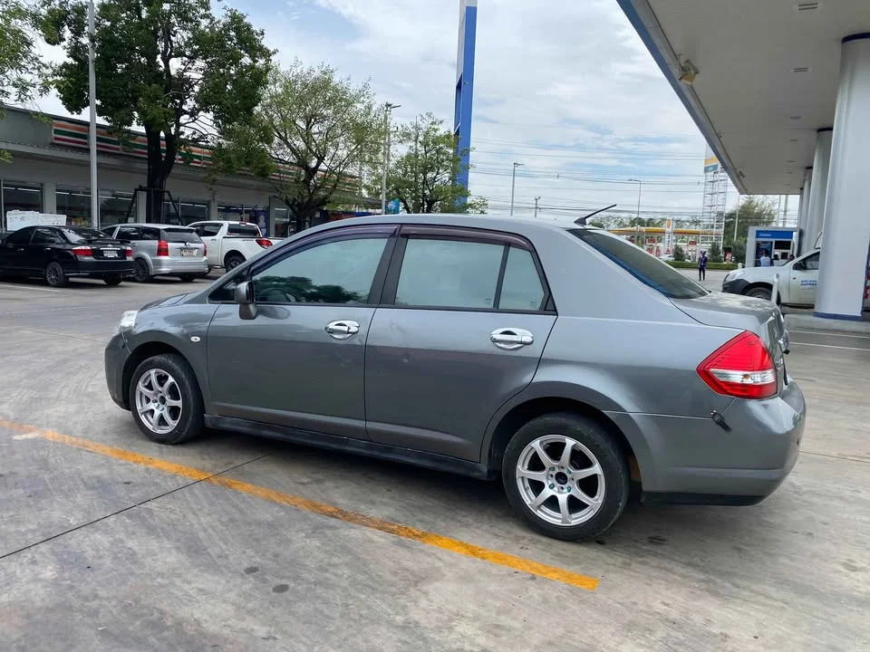2011 Nissan Tiida I (C11) 2