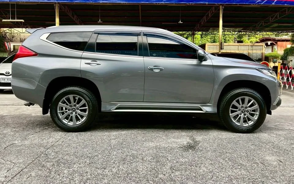 2016 Mitsubishi Pajero Sport III 3