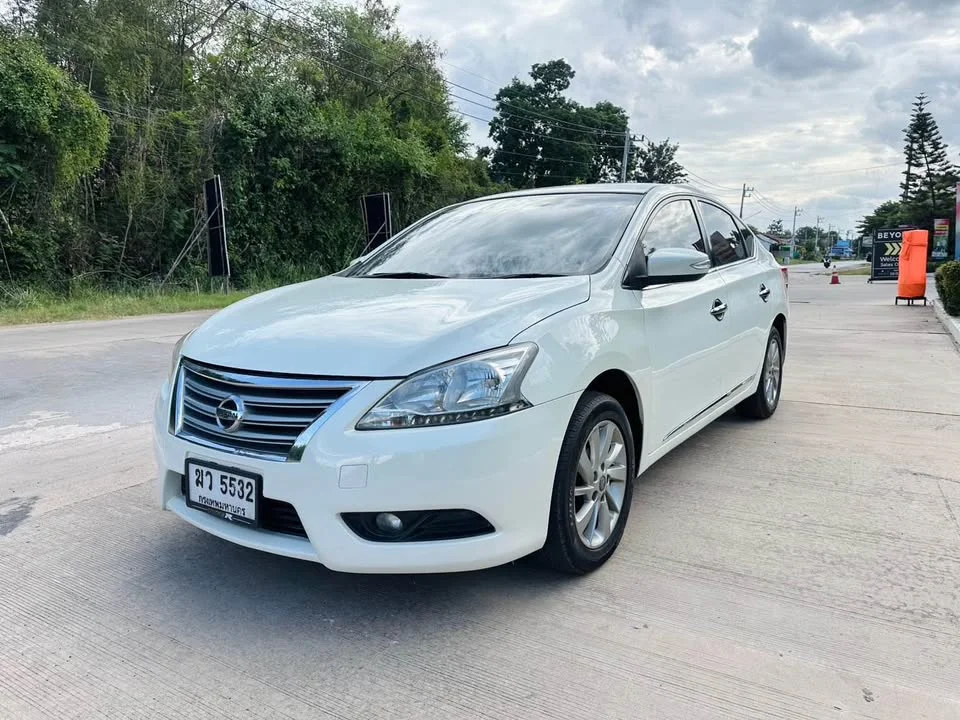 2012 Nissan Sylphy III (B17) 3