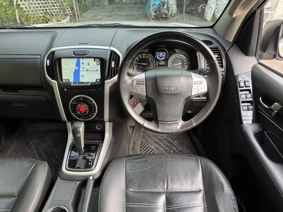 2019 Isuzu MU-X I 3