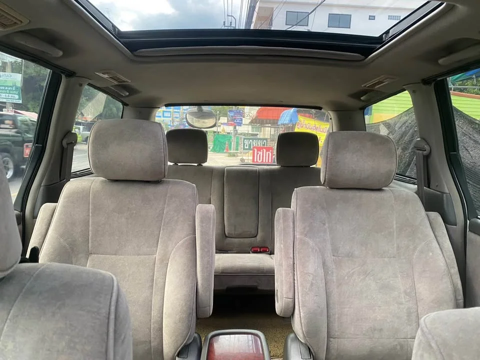 2000 Toyota Estima II 3