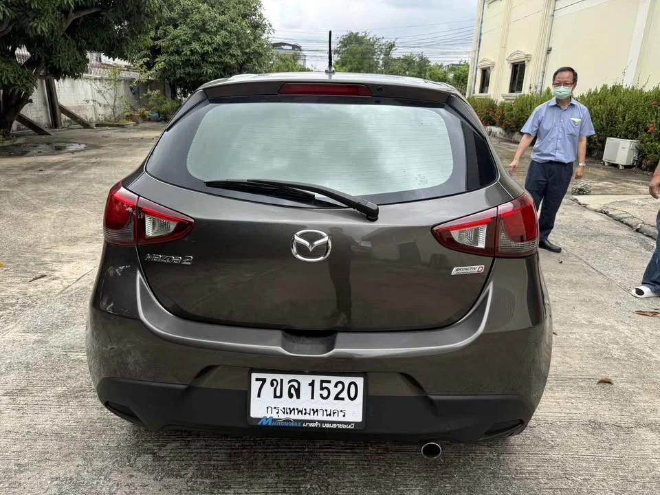 2015 Mazda 2 III 3