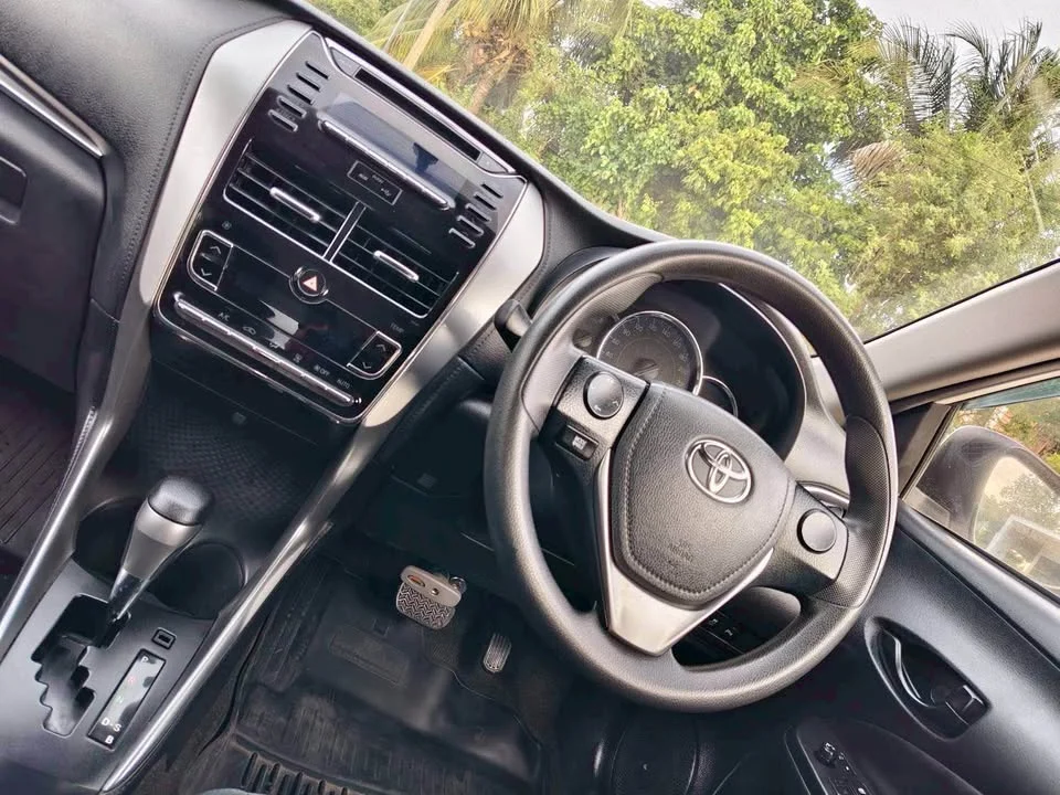2017 Toyota Yaris ATIV III 3
