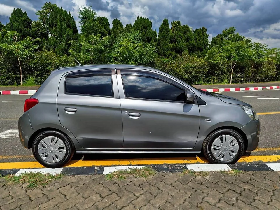 2018 Mitsubishi Mirage VI 2