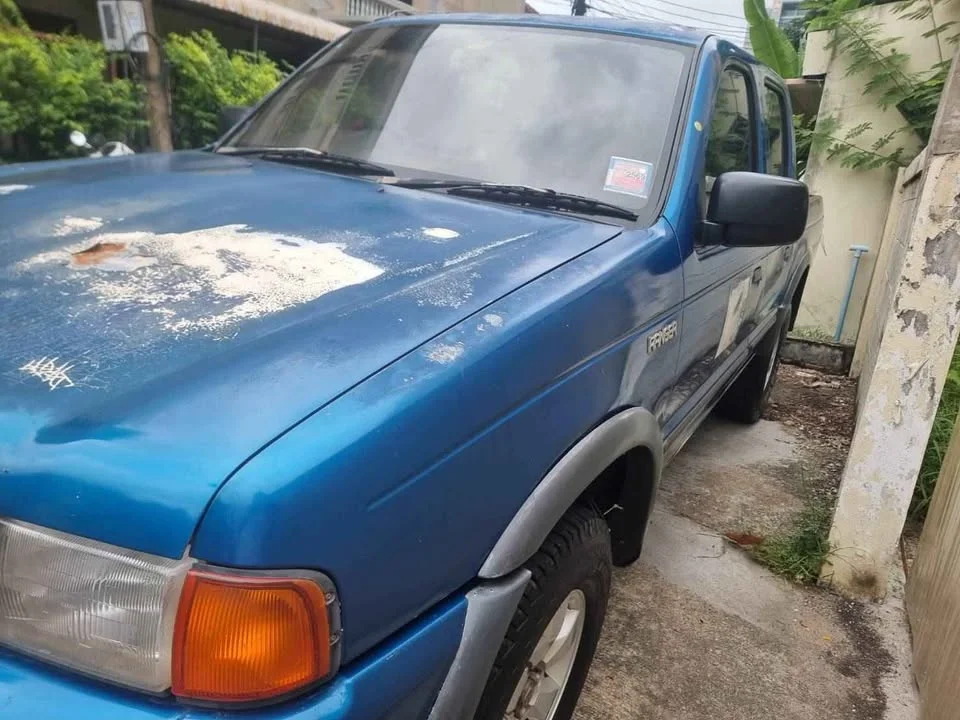 2002 Ford Ranger I 3