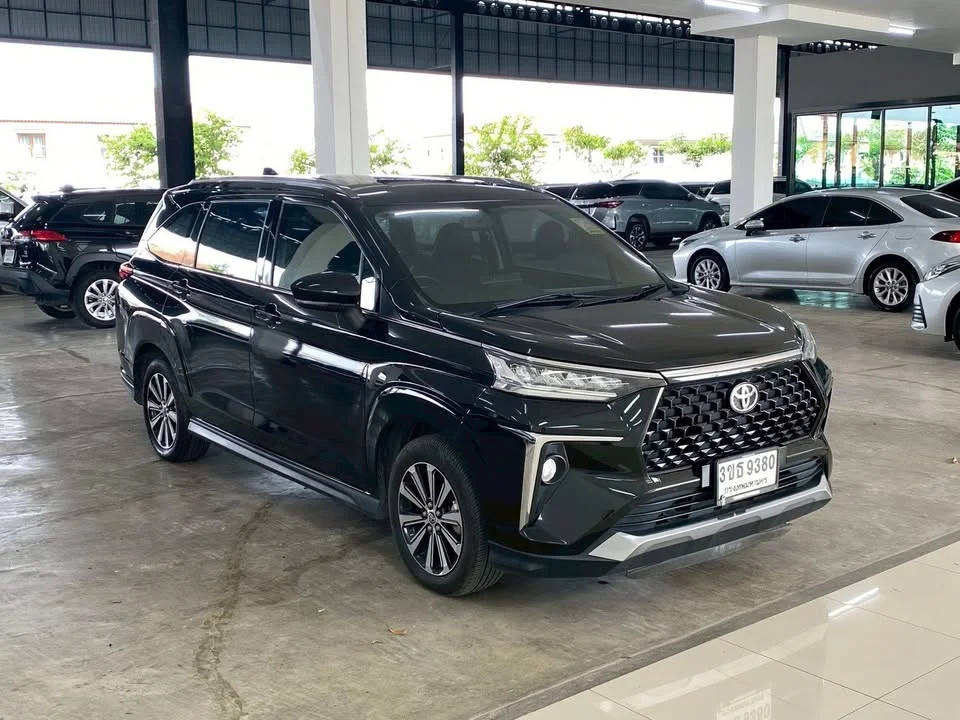2022 Toyota Veloz III 3