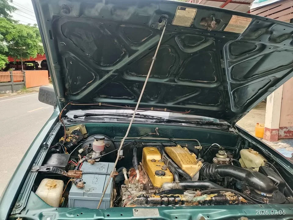 2006 Isuzu TFR III 3