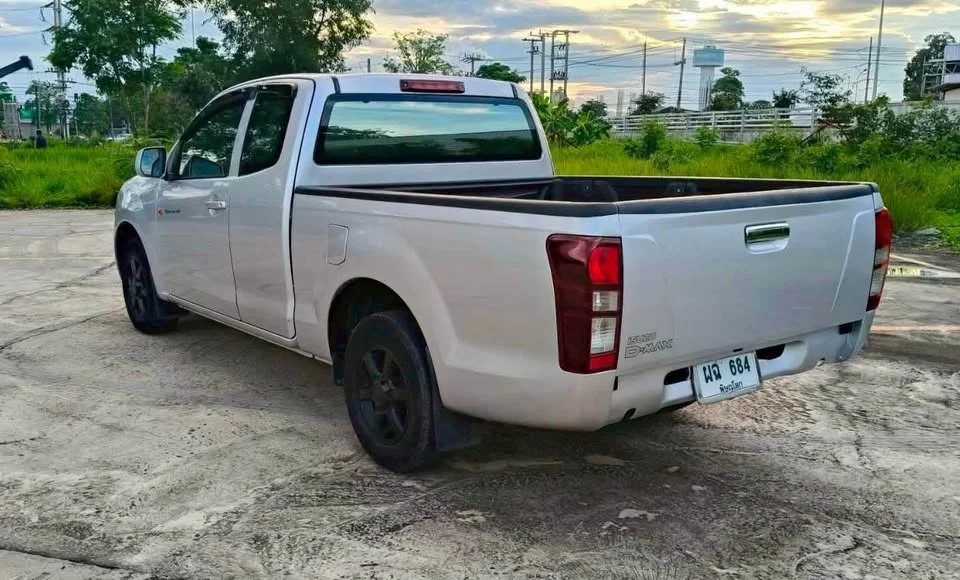 2013 Isuzu D-Max II (RT) 2