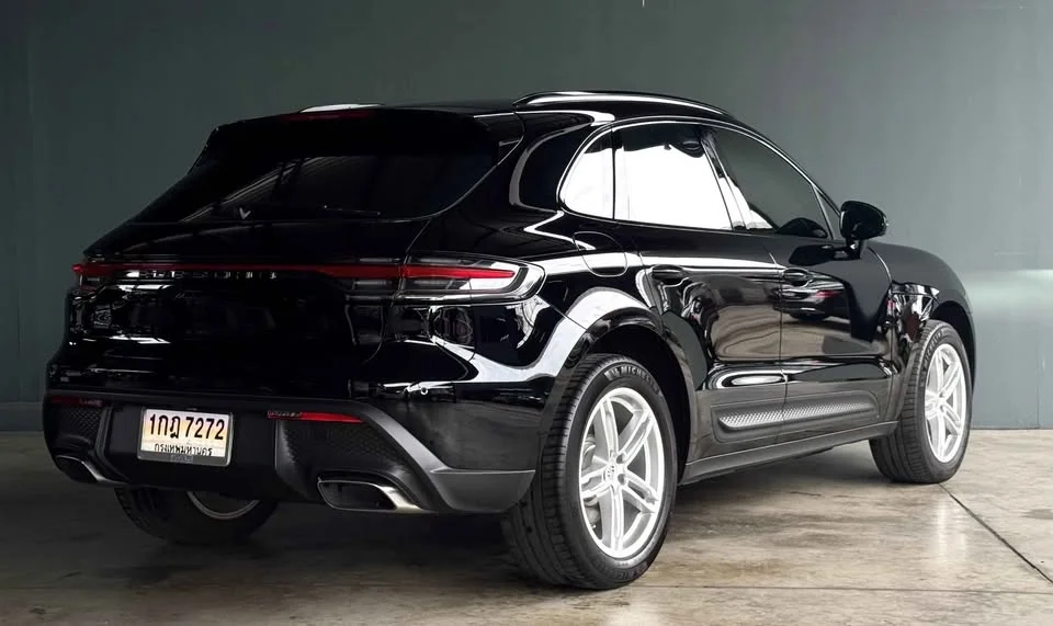 2024 Porsche Macan I 2