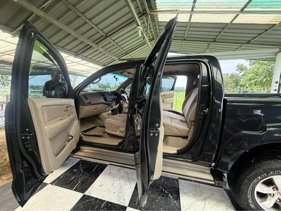 2006 Toyota Hilux VII 2