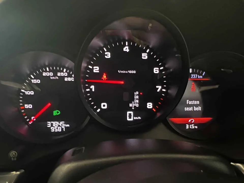 2017 Porsche 718 Boxster and Cayman IV 3