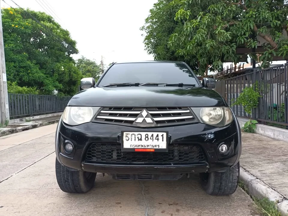 2011 Mitsubishi Triton IV 3