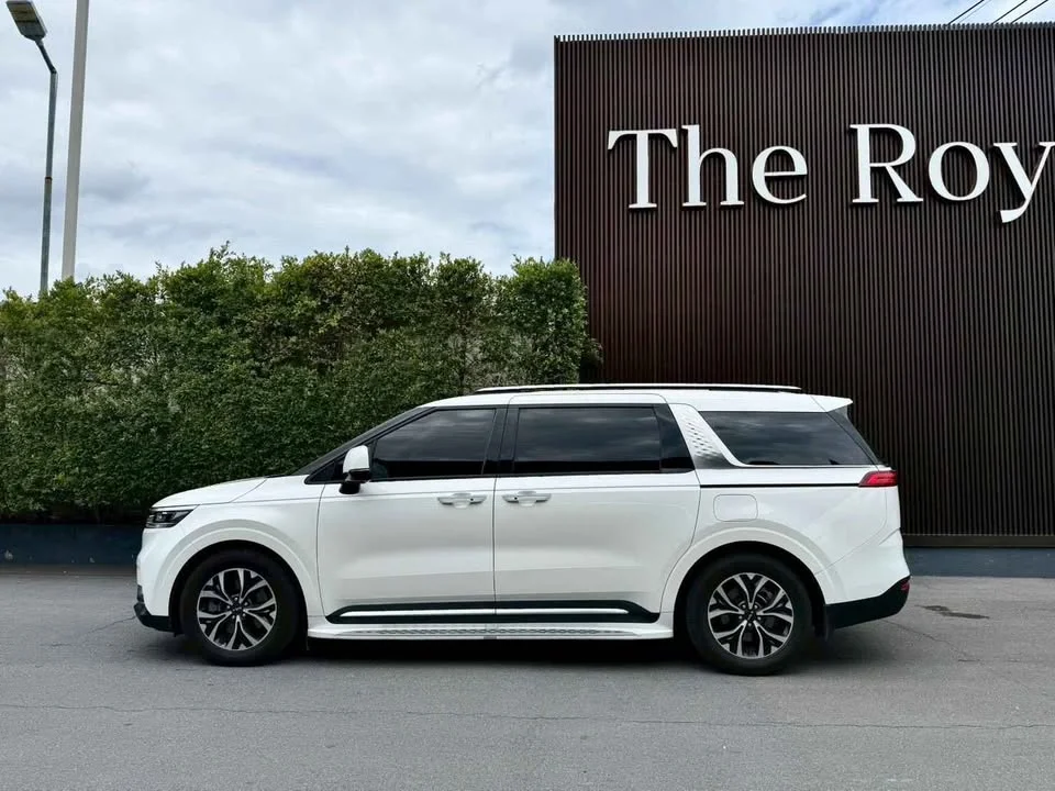2025 Kia Carnival IV 2