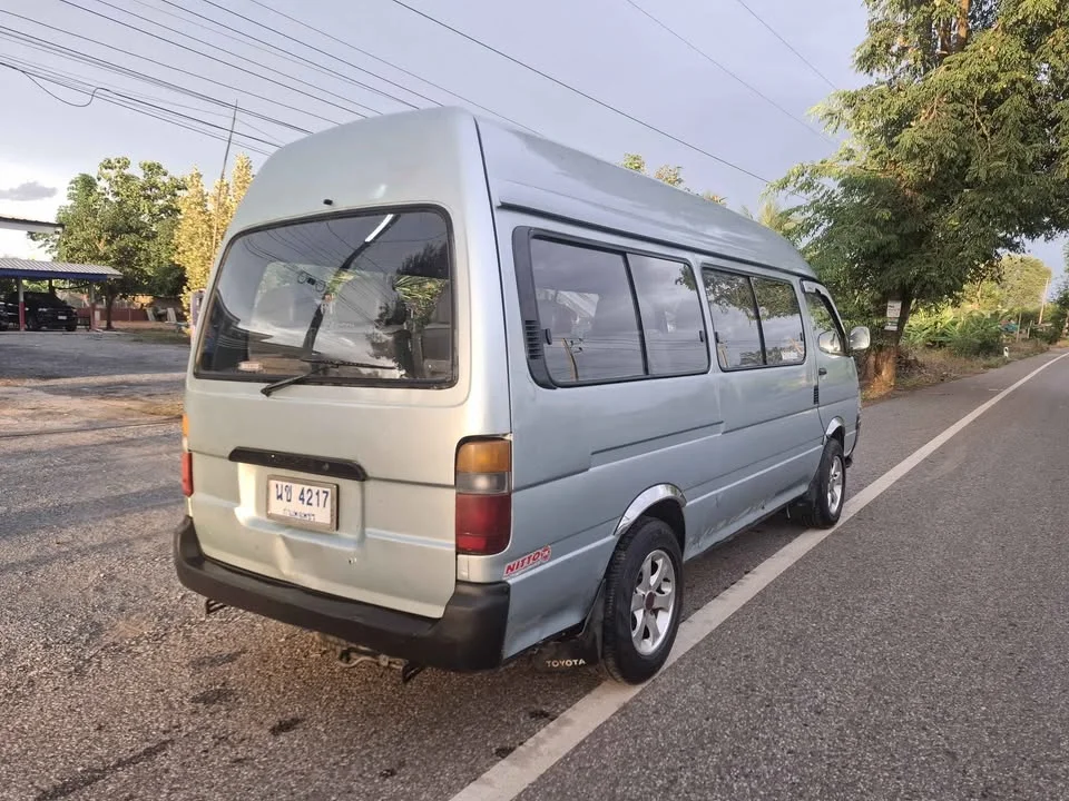 1995 Toyota Commuter IV (H100) 3